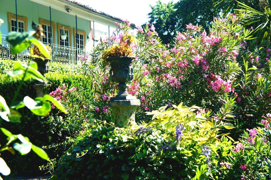 Hotel Casa De Sezim Guimarães Zewnętrze zdjęcie